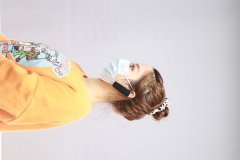 WHICH TYPE OF MULTI-TEAM TOUR GUIDE AUDIO EQUIPMENT OFFERS THE BEST VALUE FOR MON